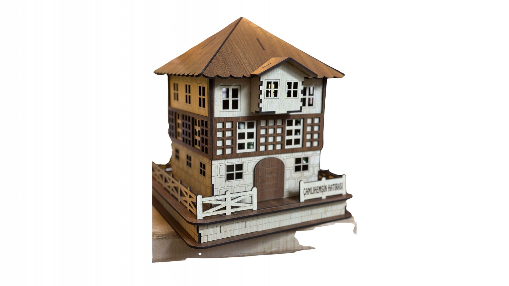 AHŞAP KONAK ORTA BOY   14*16 cm