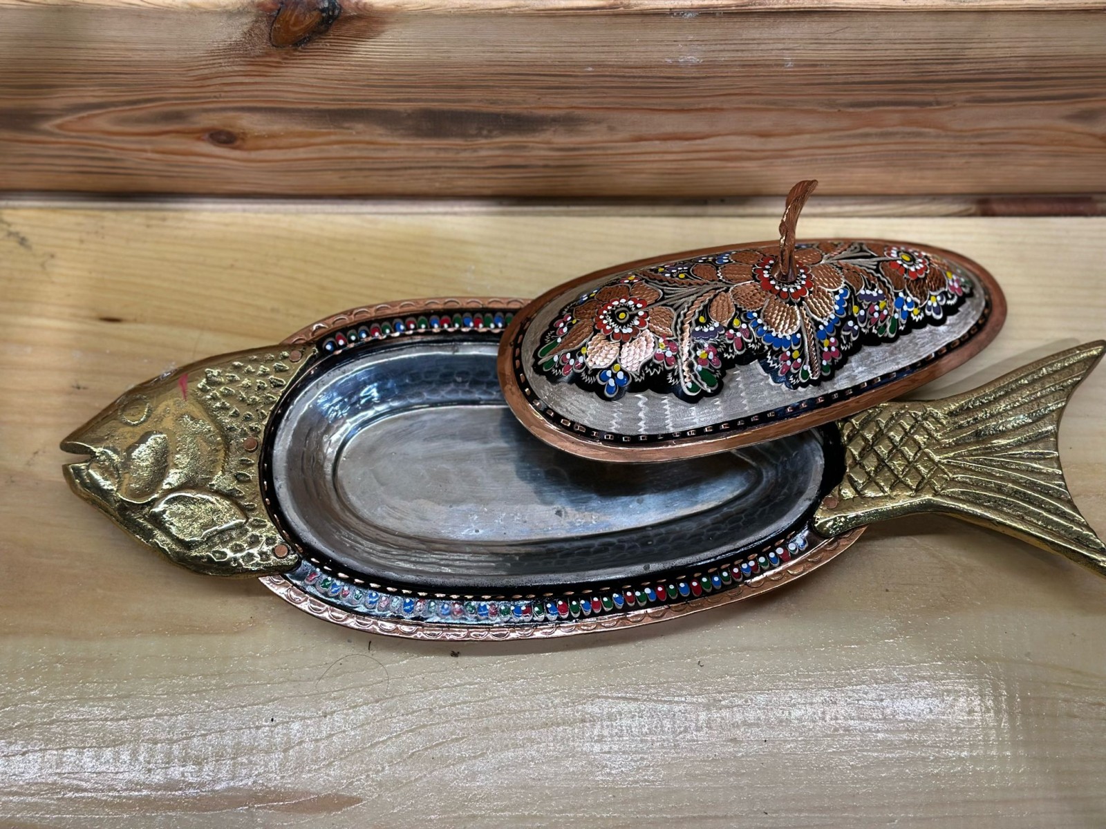 BAKIR BALIK SUNUMLUK BÜYÜK  EL İŞLEMESİ MİNELİ BALIK 45CM HAZNE 25CM