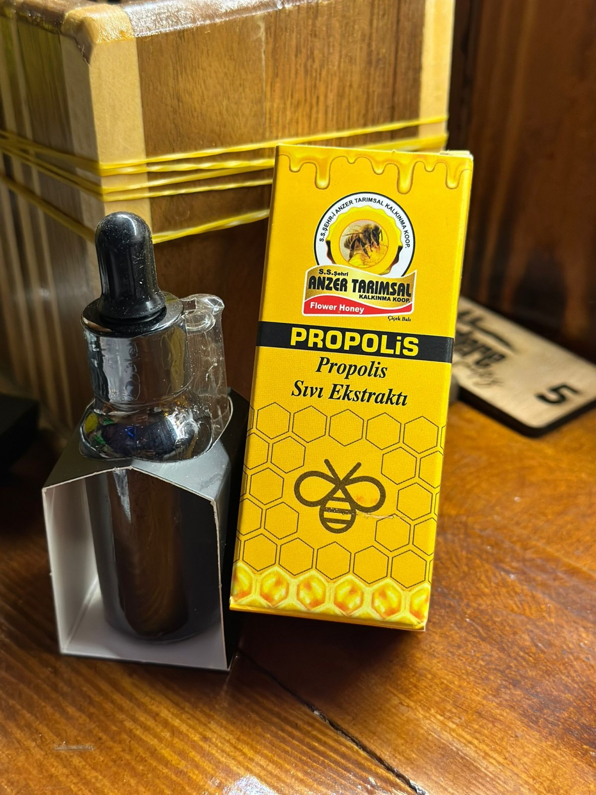 PROPOLİS SIVI 20ML ALKOL  BAZLI SIVI EKSTRAKTI PROPOLİS SIVI 20ML ALKOL  BAZLI SIVI EKSTRAKTI