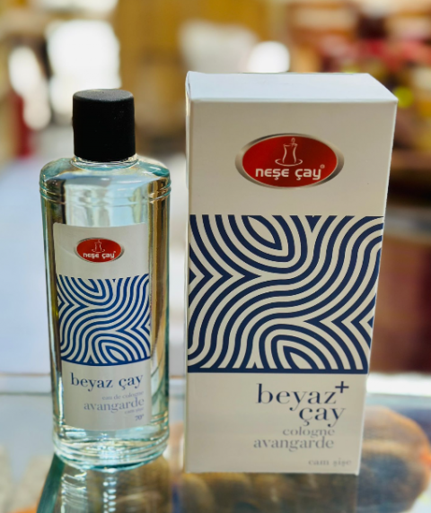 NEŞE 250 ML CAM BEYAZ ÇAY KAPAKLI KOLONYA
