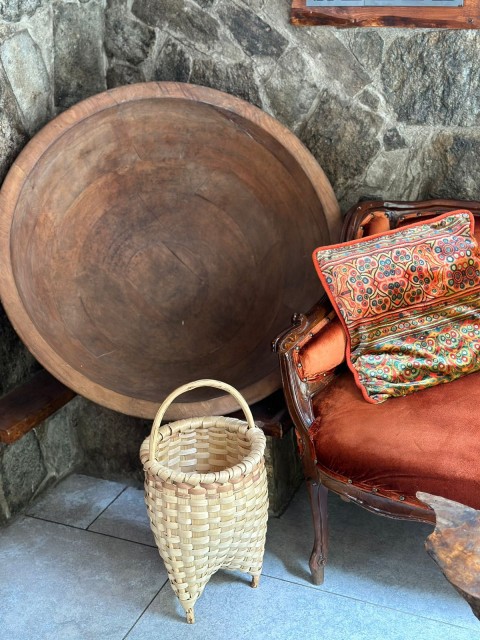 SEPET 3 AYAKLI KESTANE AĞACINDAN BÜYÜK 40 X 28 CM