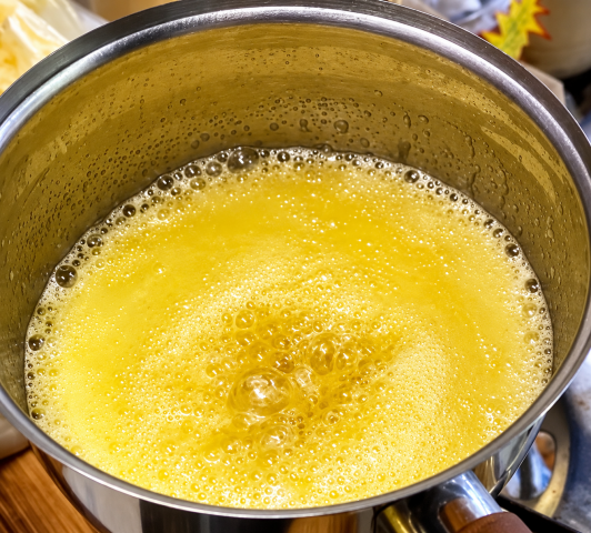 YAYIK DOĞAL TEREYAĞI 18 KG KOVA / İNEK SÜTÜ