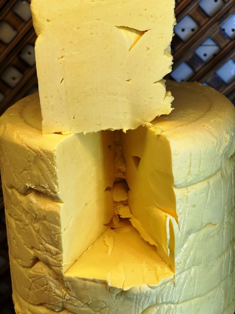 YAYIK KÖY TEREYAĞI 17 KG  GENELDE TUZLU